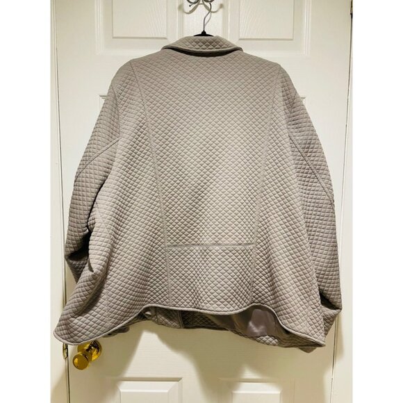 Torrid Size 6-6X Gray Pebble Quilted Knit Moto Jacket - Picture 5 of 8
